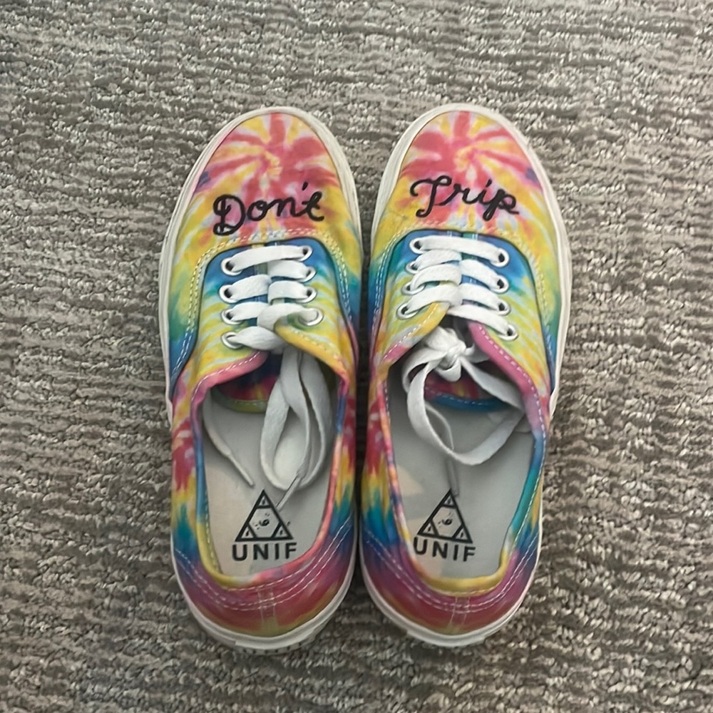 UNIF don’t trip tie dye sneakers